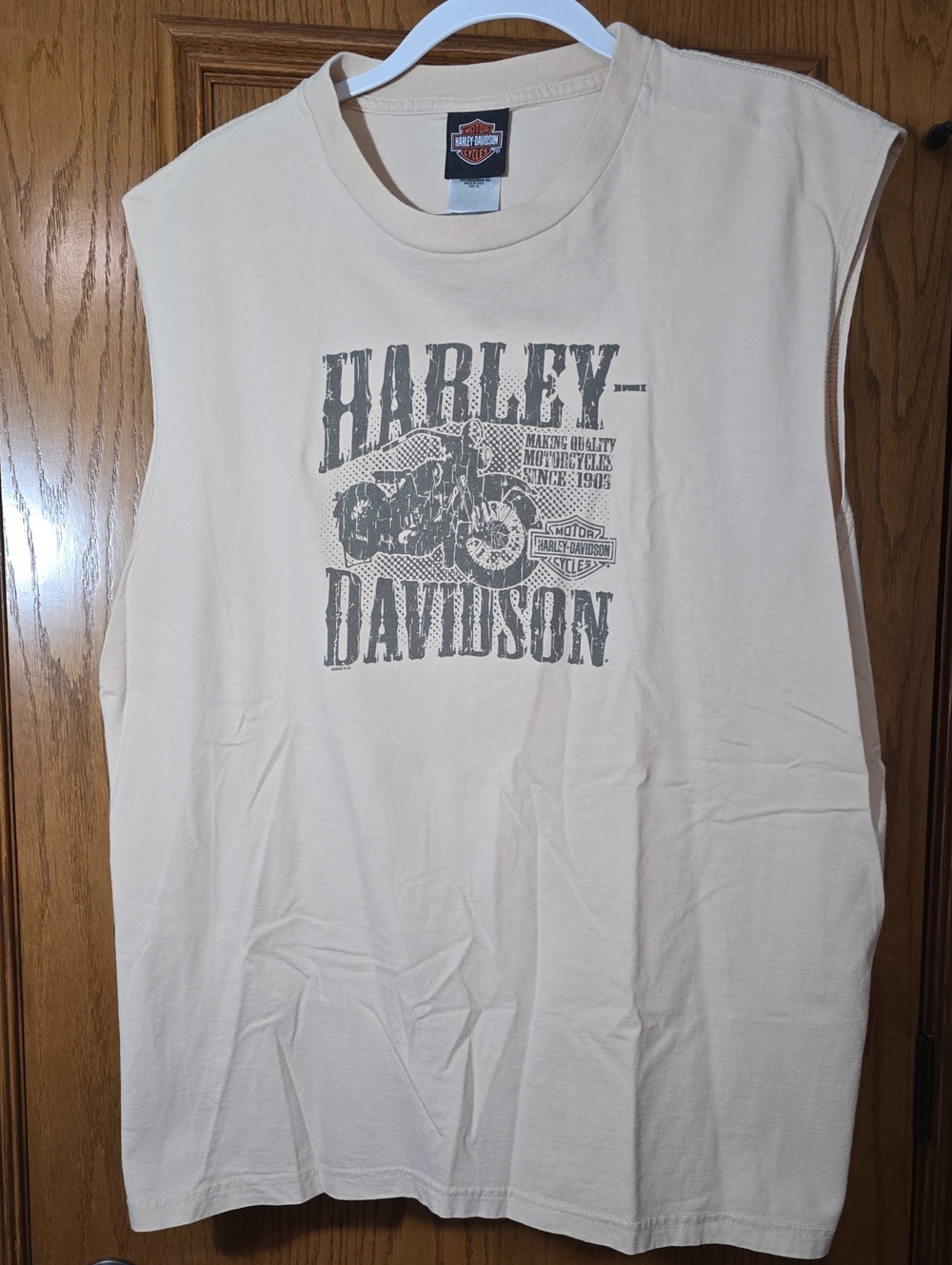 Harley-Davidson Tan Sleeveless Tank with Gray Motorcycle Graphic